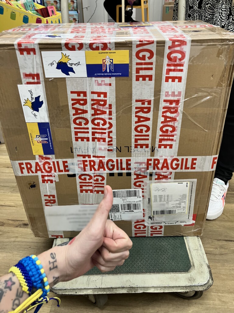 📦 Premier départ : 15kg de solidarité en route ! img 4565 flou